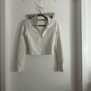 Buff Bunny Permafrost pullover quarter zip, medium